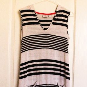 Beach slip on dress with hood